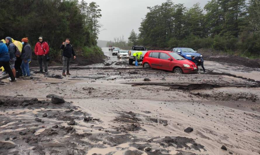 La lluvia causó estragos en la ruta