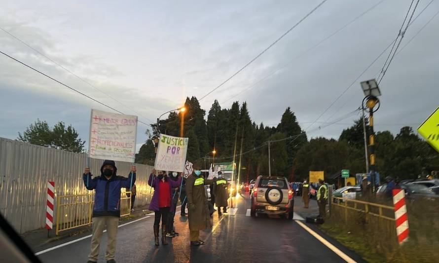 Agresión sufrida por alumna en interior del liceo Piedra Azul motivó toma de la carretera austral 