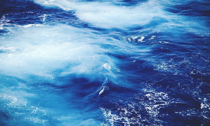Foto de Clem Onojeghuo: https://www.pexels.com/es-es/foto/cuerpo-de-agua-blanco-y-azul-175773/