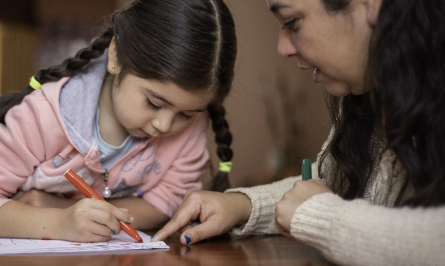 Líderes internacionales en educación temprana se reúnen en Chile para conocer experiencias del programa aplicado por Fundación CMPC 