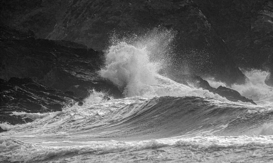 Armada alerta marejadas para las costas del país