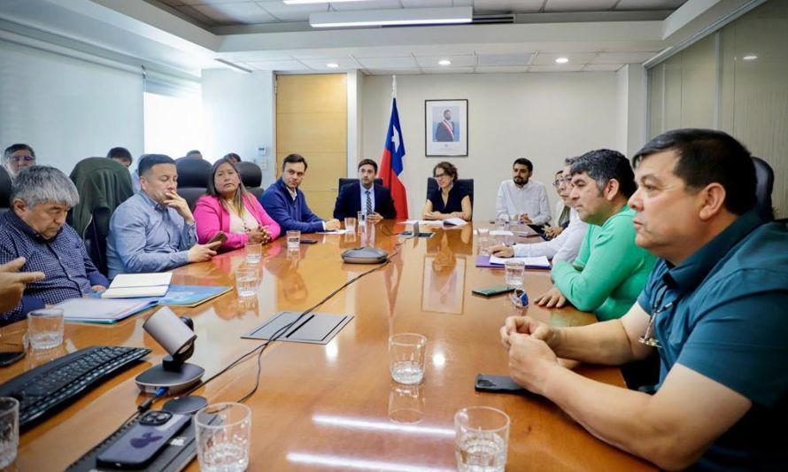 AGRUPAYSEN se reúne con Ministra del Medio Ambiente para abordar desafíos ambientales en Aysén