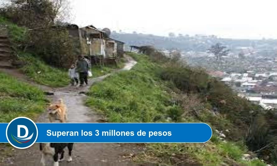 En las laderas de los cerros se venden terrenos y casas de tomas